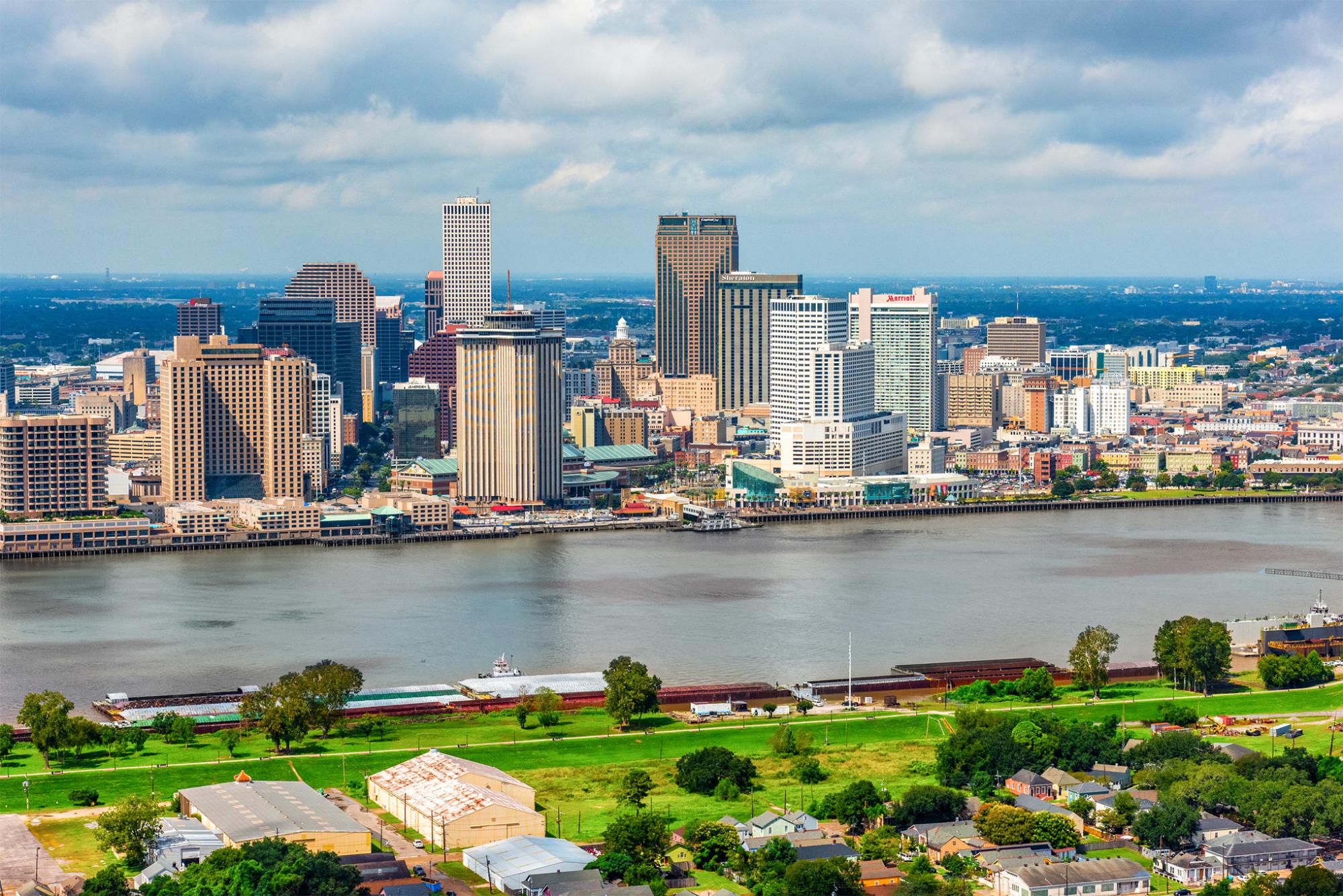New Orleans skyline overview